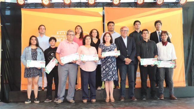 Estudiantes de música recibieron importante beca en Rancagua