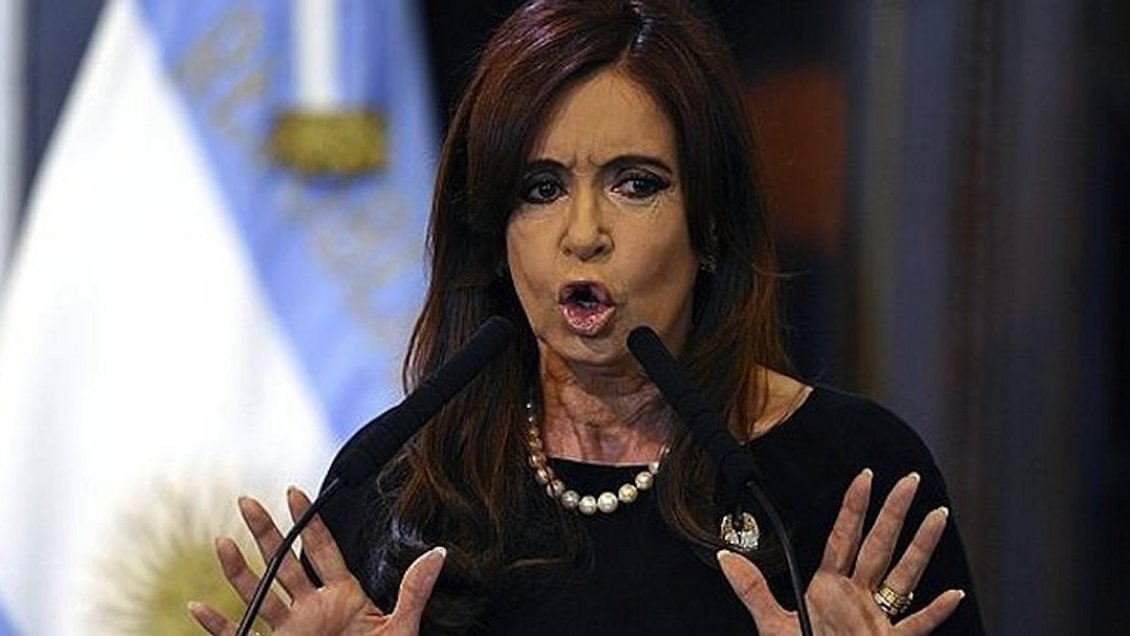 Cristina Fernández vuelve a tribunales y acusa al Gobierno de armar 