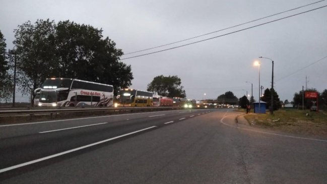 Vecinos se tomaron la Ruta 5 Sur en la Región de Los Lagos
