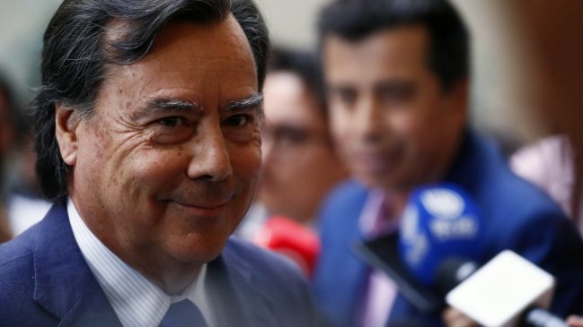 Diputados UDI proponen que policías usen subametralladoras