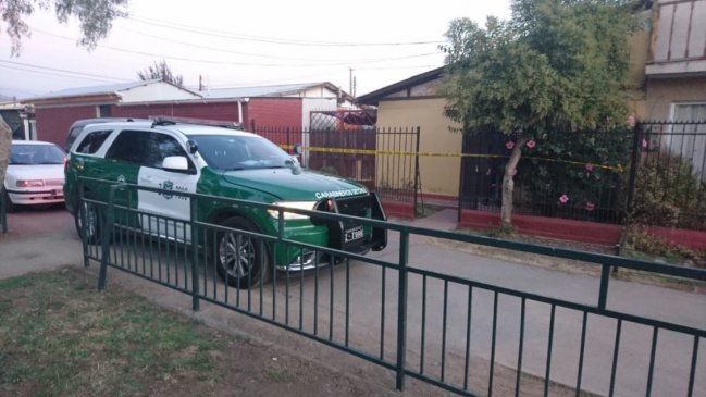 Encuentran a mujer asesinada en su casa de Puente Alto
