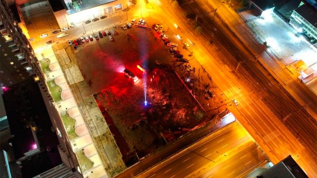 A 9 años del 27-F: Con un haz de luz, familias recuerdan a las víctimas del colapsado Alto Río