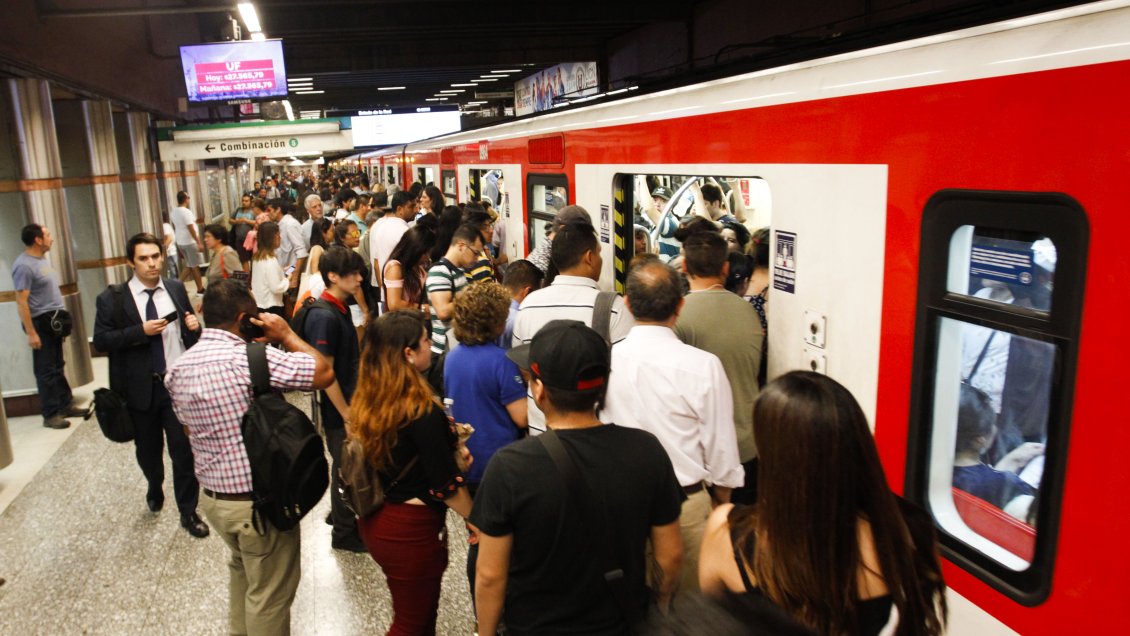 Plan Marzo: Metro anunció aumento de trenes en dos líneas