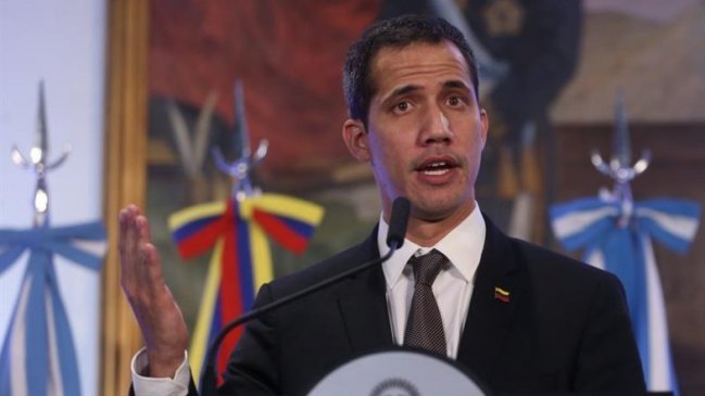 Guaidó: Cuba aterroriza a militares venezolanos para que no apoyen