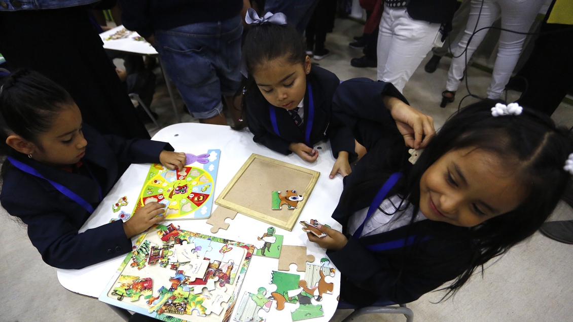 Tras 106 años de historia, el Liceo Lastarria recibe a sus primeras alumnas