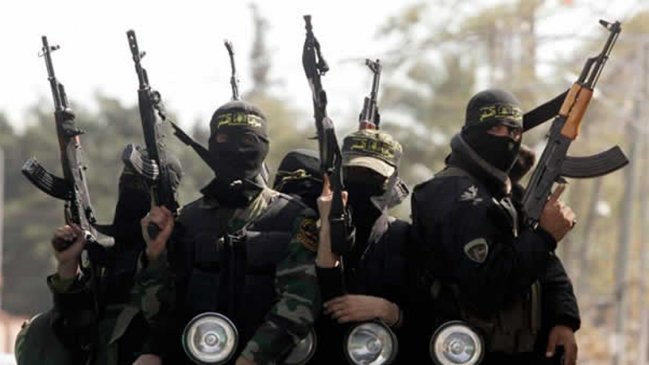 Cientos de soldados de ISIS se rindieron ante los kurdos en la batalla final