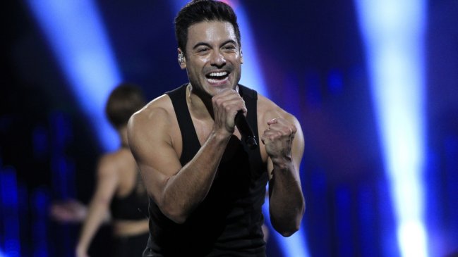 Carlos Rivera anunció su regreso tras paso por el Festival de Viña