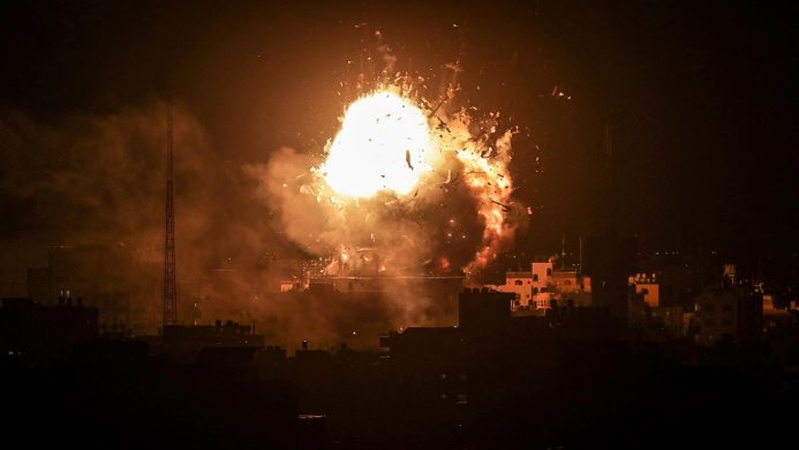 Israel bombardea centros de Hamás en Gaza