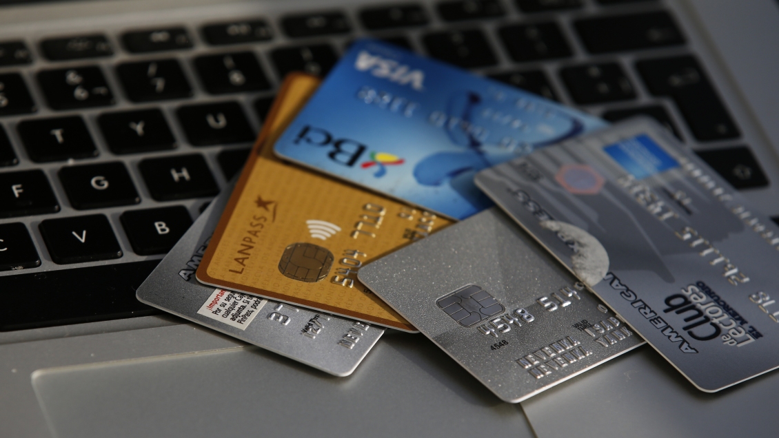 Indicación a proyecto que responsabiliza a la banca por fraudes en tarjetas: Víctimas pagarán deducible