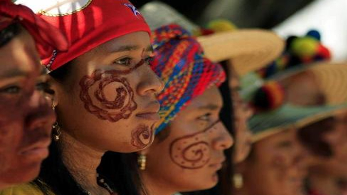 Colombia: Más de 350 indígenas confinados por choques entre ejército y guerrilla