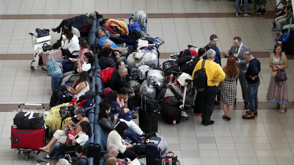 Gobierno propone compensaciones para pasajeros que no sean embarcados en sus vuelos