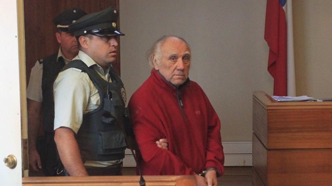 Familiares de mujer asesinada en Quintero fueron detenidos por robar en casa del imputado