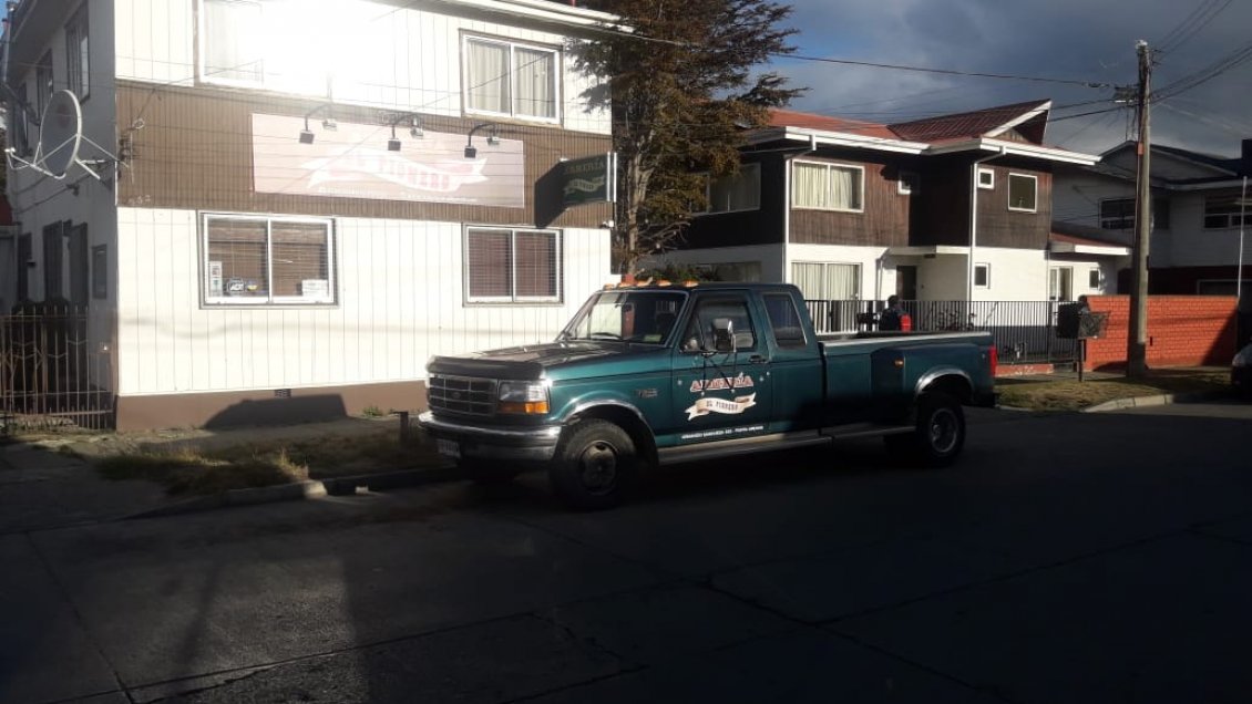 Mayor de Carabineros y su familia fueron golpeados por dueños de armería en Punta Arenas