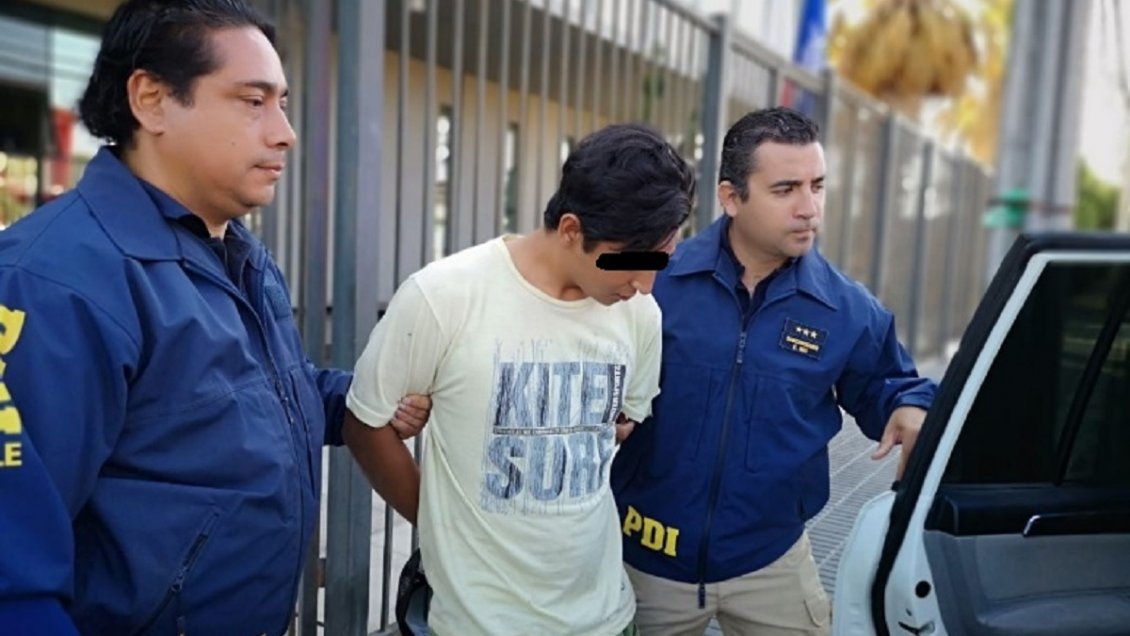 Arica: Se entregó a la Justicia tras apuñalar y dar muerte a un joven de 25 años