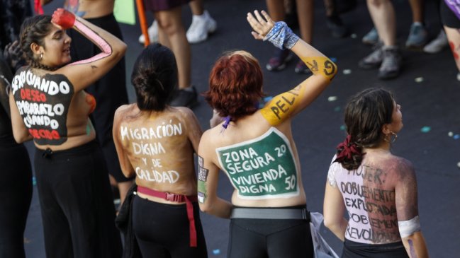 Encuesta Cadem: El 73% cree que Chile es un país machista