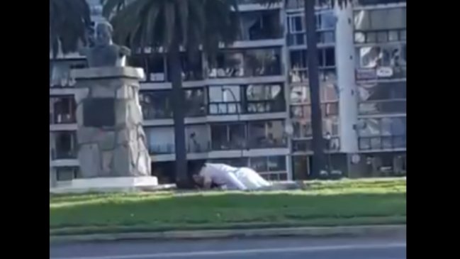 Captan a pareja teniendo sexo con ropa en Viña del Mar