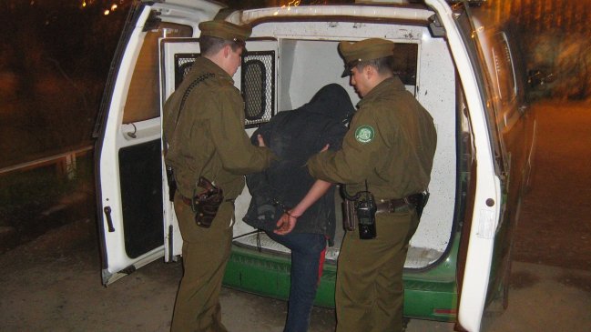 Formalizan a joven que intentó robar en farmacia de Valdivia