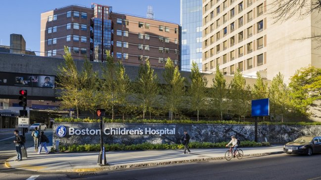 Corte Suprema descartó obligación del Estado a costear cirugía infantil en Boston