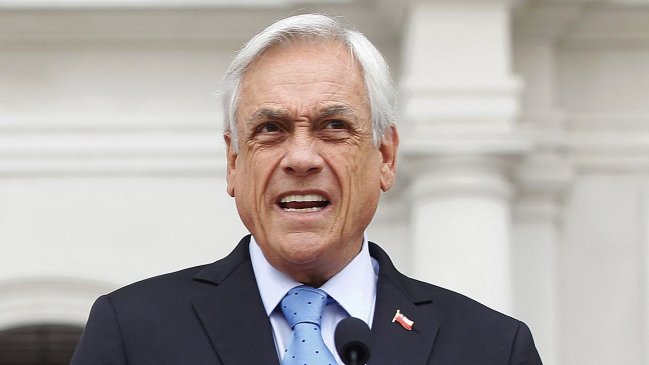 Pese a críticas, Piñera buscará que controles de identidad se apliquen desde los 14 años