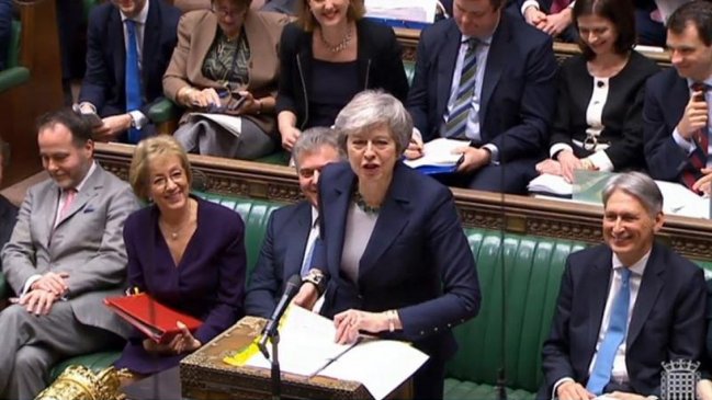 Parlamento británico descartó brexit sin acuerdo con la UE