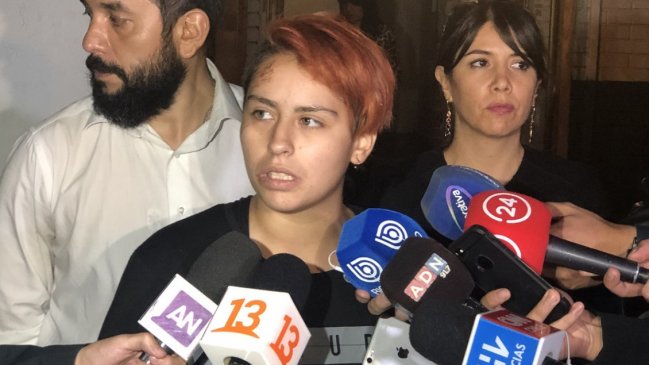 Joven trans fue agredido en Pedro Aguirre Cerda: le marcaron esvásticas en el cuerpo
