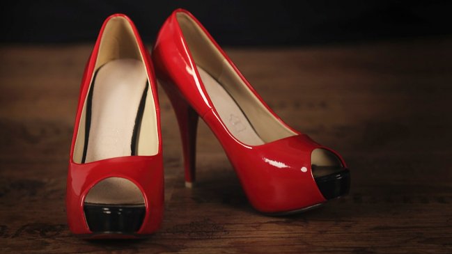 #KuToo: Las japonesas se movilizan para no tener que ir en tacones al trabajo