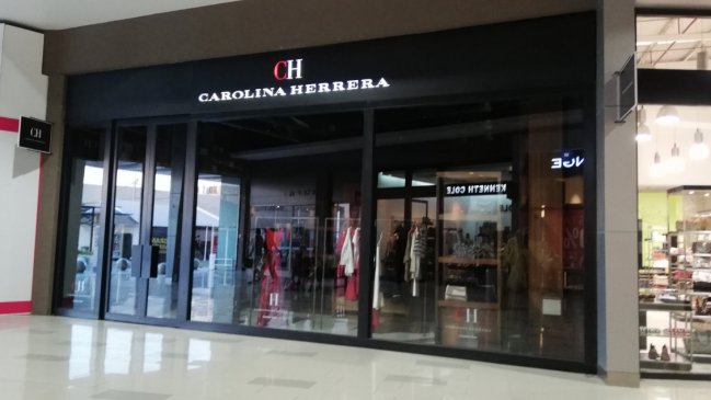 Asaltantes se llevaron millonario botín desde tienda en Outlet Buenaventura