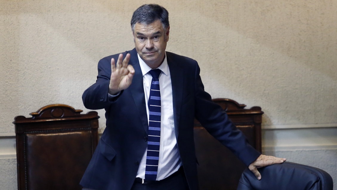 Ossandón a Piñera: Si no le gustan las críticas tendrá que tomarse un diazepam