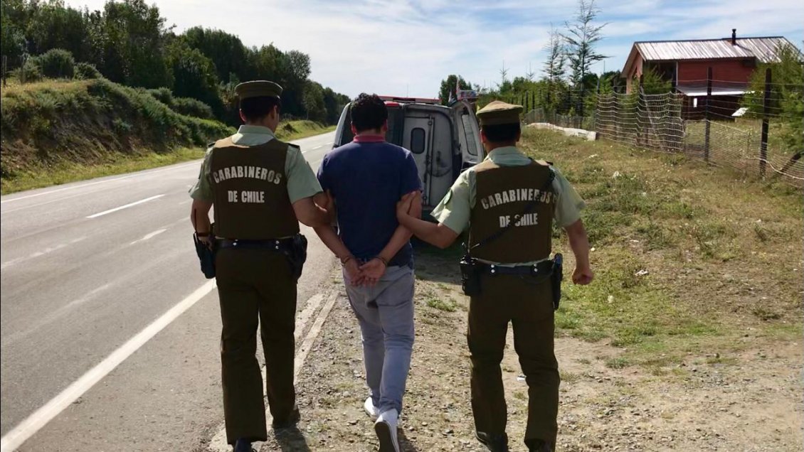 Chonchi: Carabineros detuvo al presunto autor de un robo en Santiago