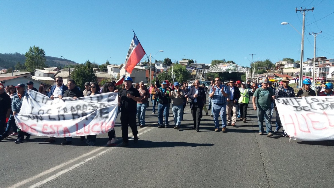 Huelga en Chiflón del Diablo: Manifestantes se tomaron acceso a Lota