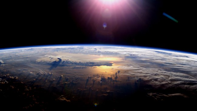 La Universidad de Chile y la FACh unen sus fuerzas para impulsar programa espacial chileno