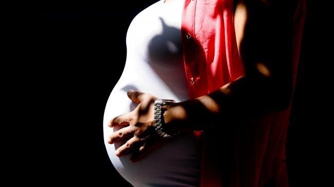 Recintos de salud evalúan estrategias para disminuir cifras de cesáreas