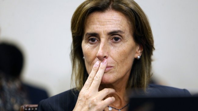 Alcalde de Cerro Navia y parlamentarias acusan a ministra Cubillos por deuda de 10.900 millones