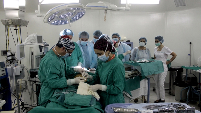 Aprueban inversión para formar 100 médicos especialistas en Ñuble