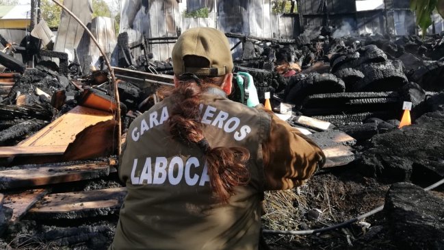 Investigan incendio que afectó a taller de artesanías en Panguipulli