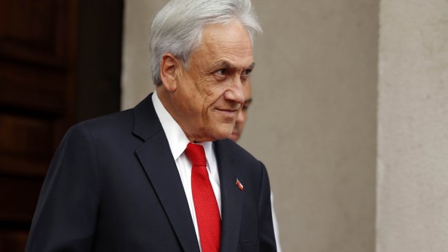 Piñera convocó a La Moneda a la oposición para retomar dinámica de acuerdos