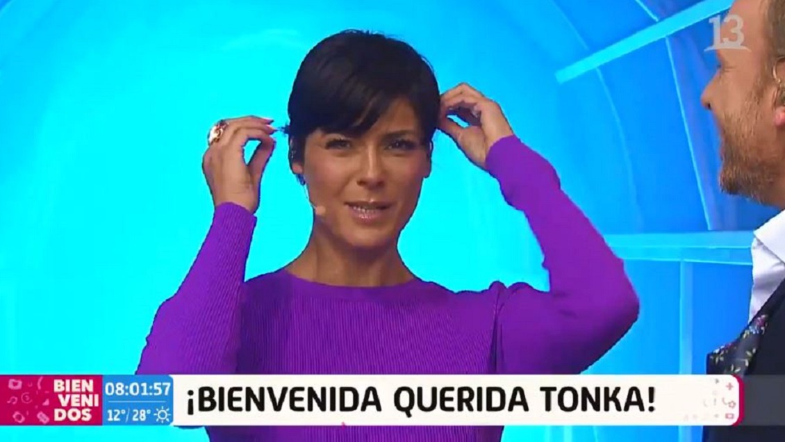 Lingüística Todopoderoso chatarra Televidentes dieron su opinión sobre el nuevo look de Tonka Tomicic en  "Bienvenidos" - Cooperativa.cl