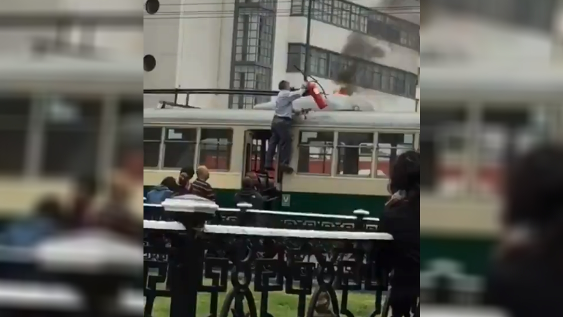 Se incendió el techo de un trolley en Valparaíso
