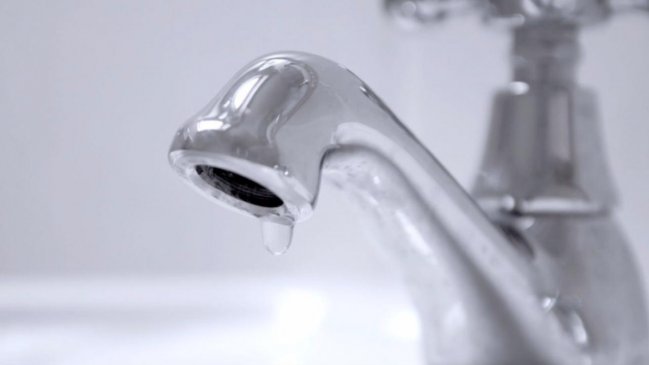 Corte de agua afecta a 1.600 hogares de Antofagasta