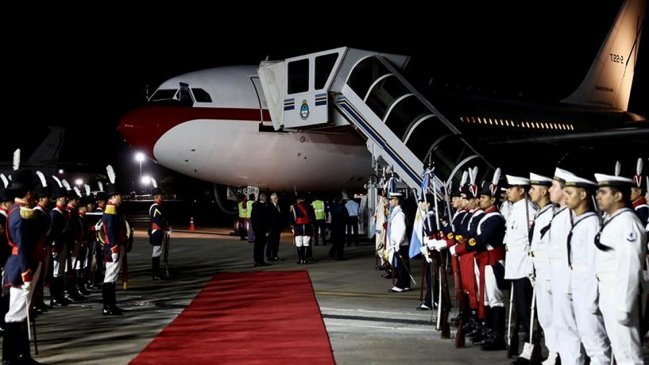  Avión de reyes de España rozó aeronave de Presidencia argentina  