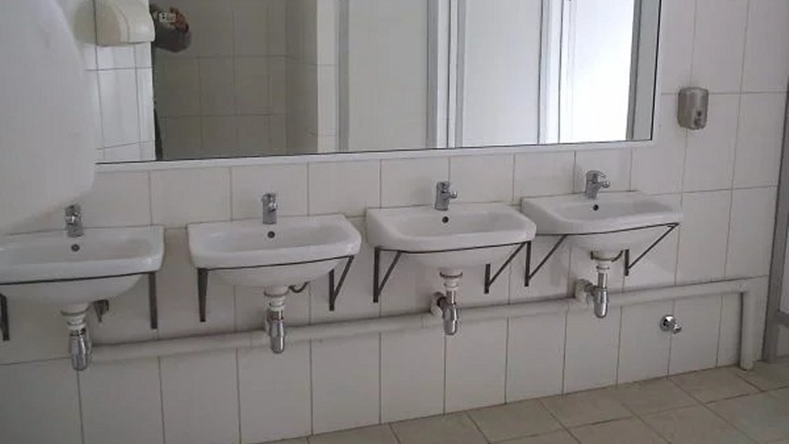 La Calera: Escolar apuñaló a compañero en el baño de su colegio