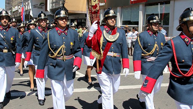 Bomberos de La Araucanía son evaluados de forma gratuita por estudiantes de medicina