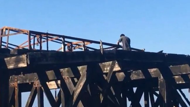 Concepción: Detuvieron a un sujeto acusado de robar fierros del ex muelle de Enacar