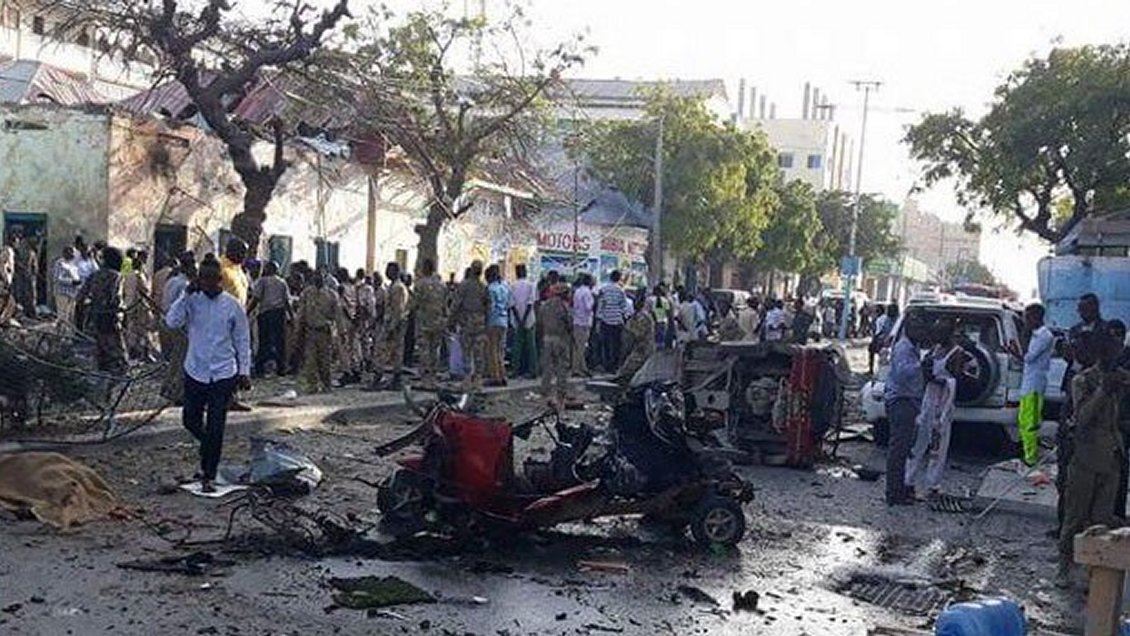 Al menos 18 muertos y 25 heridos al estallar un auto bomba en Somalia