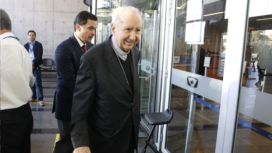 Cardenal Errázuriz enfrentó su segunda jornada de declaración ante la Fiscalía