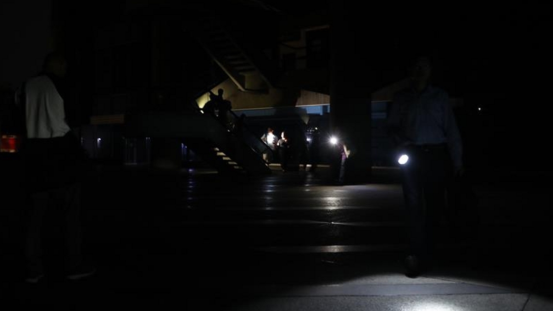 Nuevo apagón deja a oscuras a Caracas y a varias regiones de Venezuela
