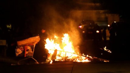  Manifestantes prendieron barricadas en Peñalolén  