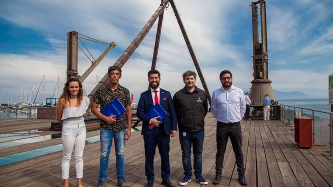 Antofagasta: Entregan administración temporal del muelle histórico a fundación Antofacción
