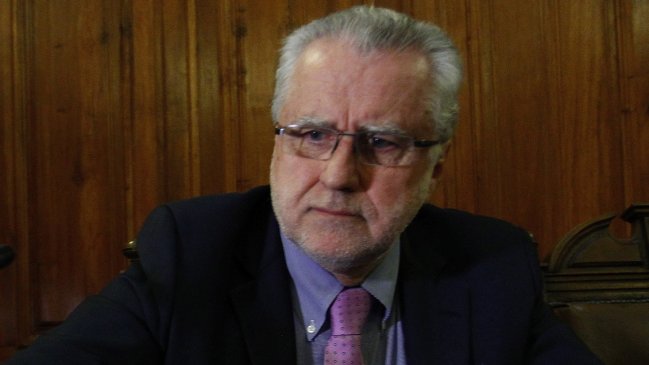 Pacheco busca zanjar polémica por medidores: 