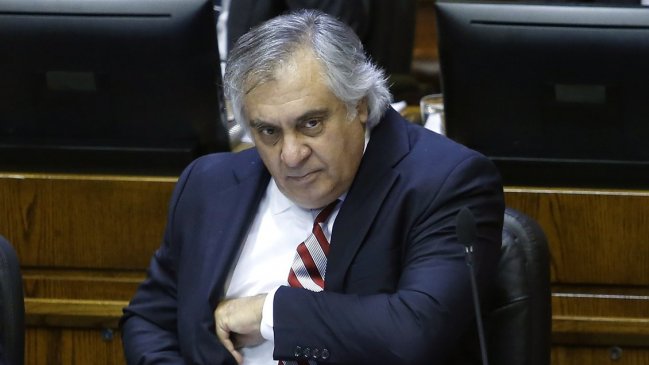 Piden transparentar sociedad de senador RN con ex intendente querellado por estafa